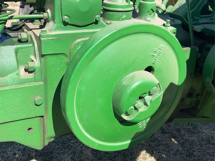 john-deere-model-b-image-55