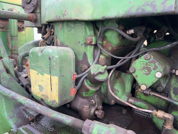 john-deere-720-image-29