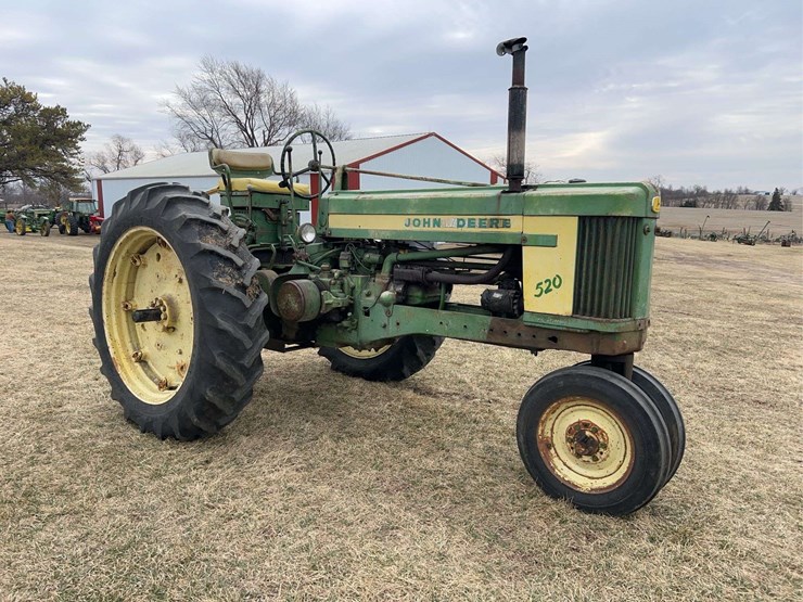 john-deere-520-image-7