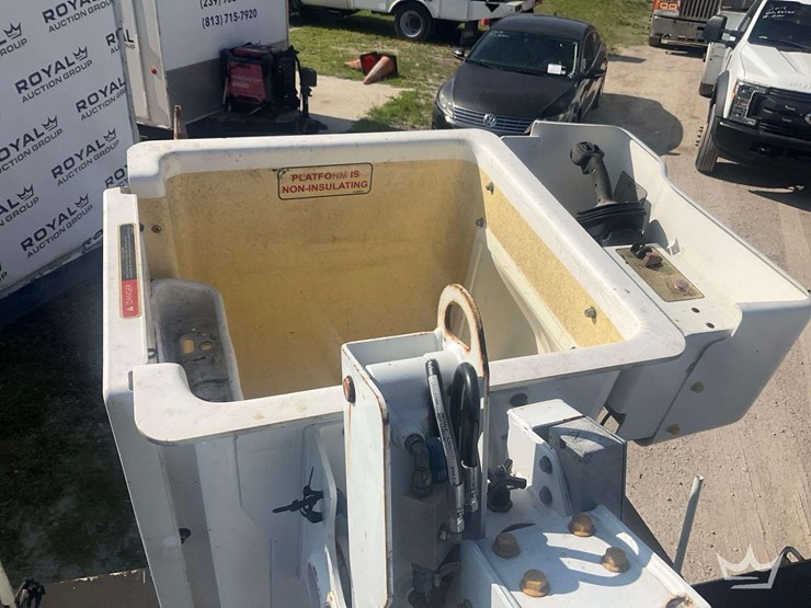 2017-altec-at235-image-18