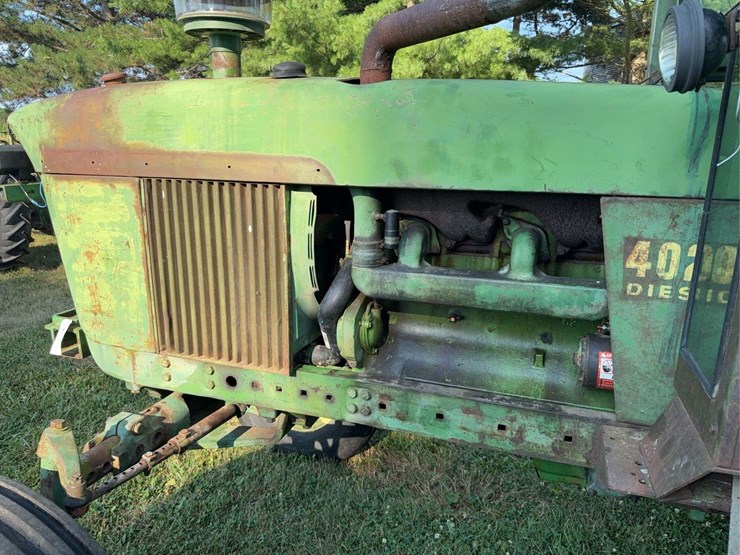 john-deere-4020-image-11
