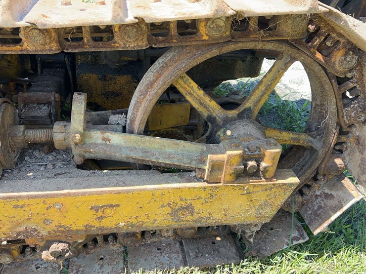 caterpillar-d2-image-27