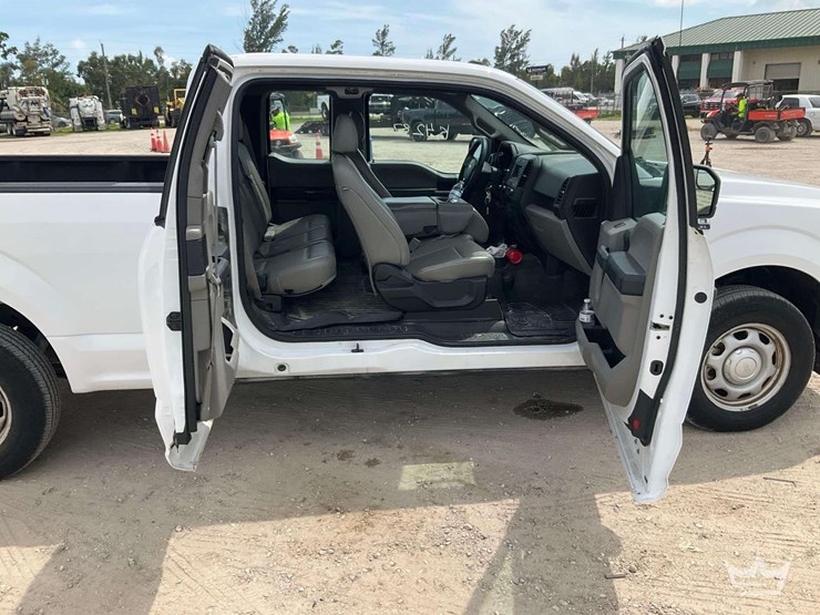 2019-ford-f150-image-25