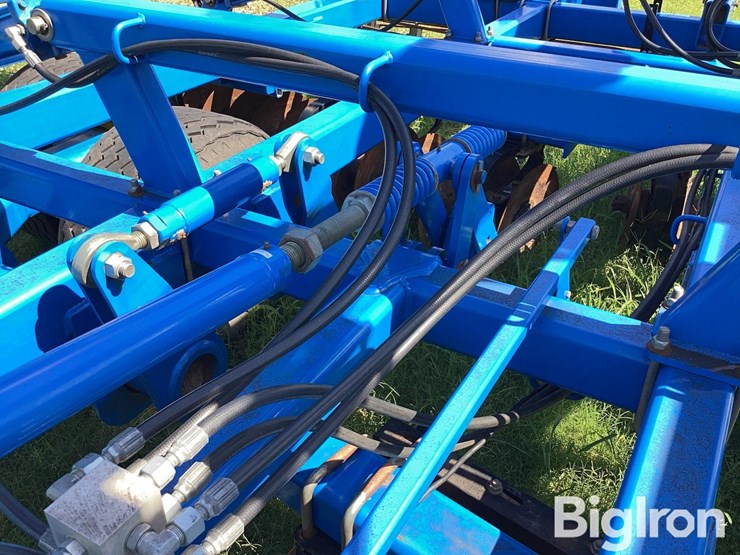 2011-landoll-7431-33-image-19