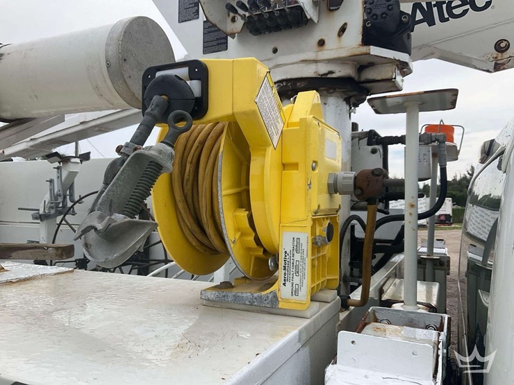 2014-altec-at37g-image-34