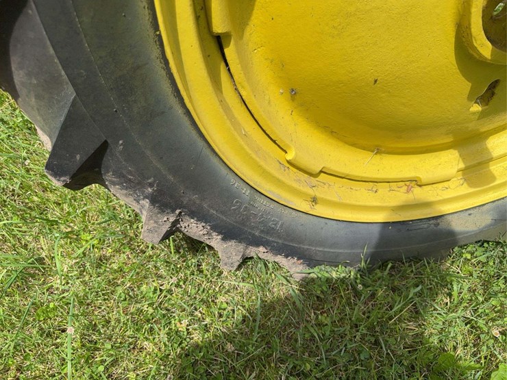 john-deere-model-b-image-9