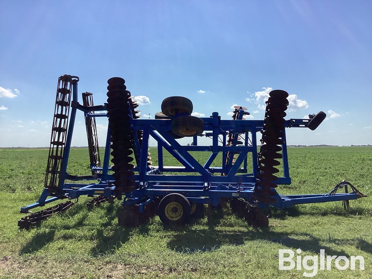 2011-landoll-7431-33-image-4