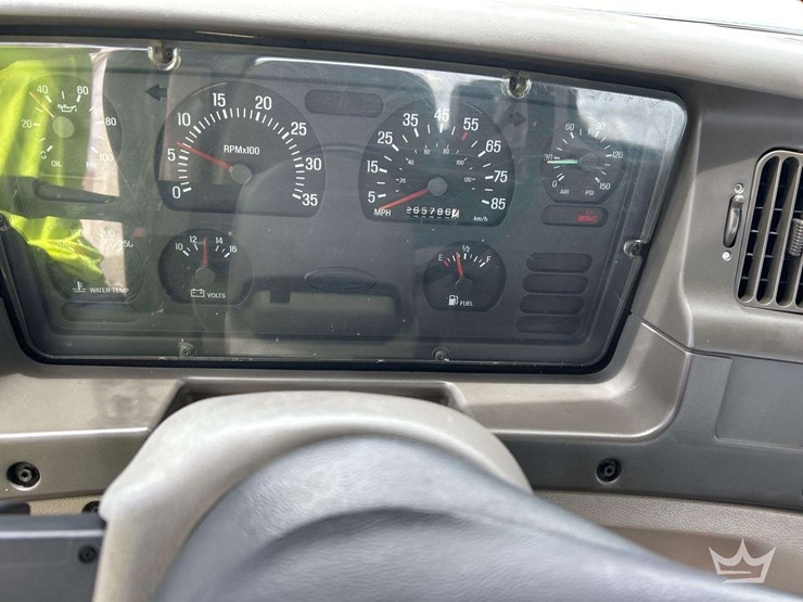 2003-sterling-l9500-image-19