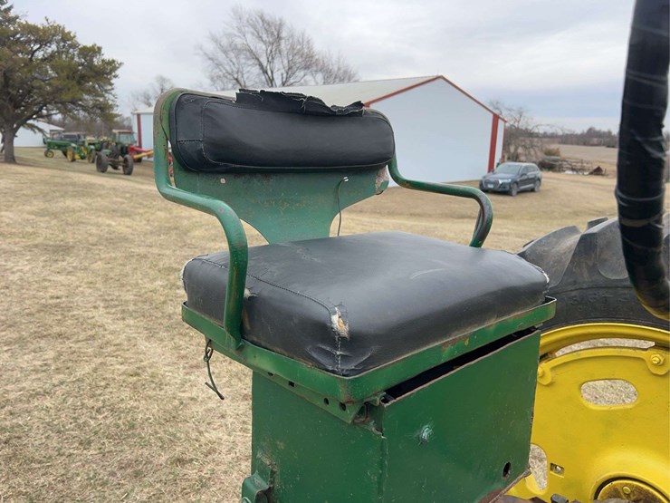 john-deere-60-image-28