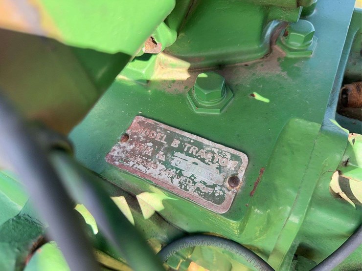 john-deere-model-b-image-19