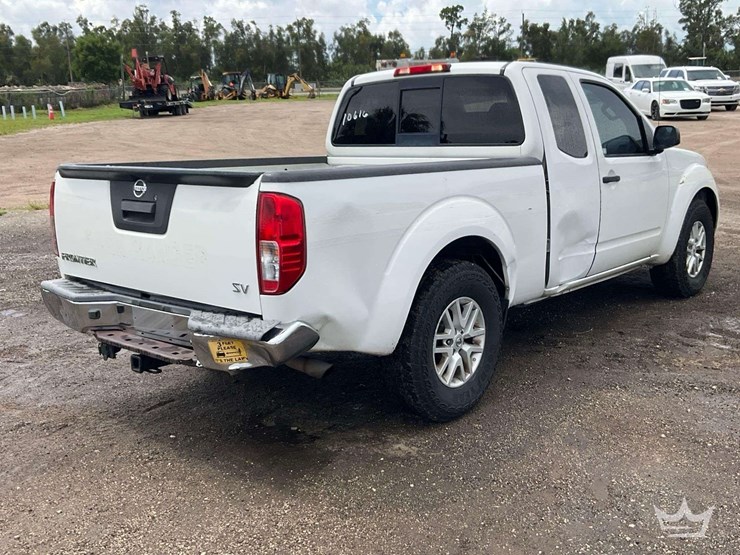 2018-nissan-frontier-image-3