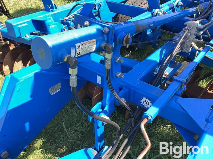 2011-landoll-7431-33-image-10