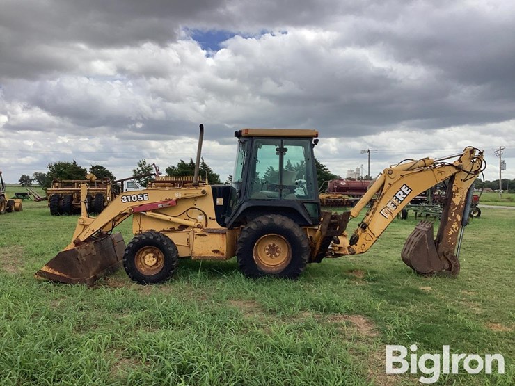 2000-deere-310se-image-8