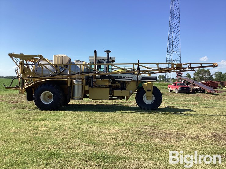 1999-caterpillar-3208-image-4