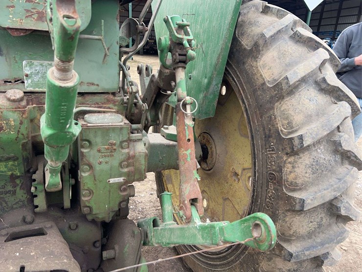 john-deere-620-image-36