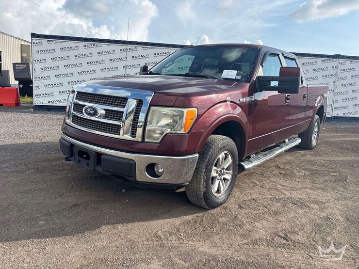 2010-ford-f150-lariat-image-1