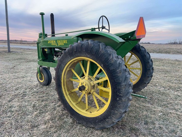 john-deere-a-image-3