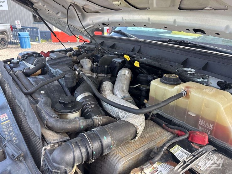 2016-ford-f550-image-9