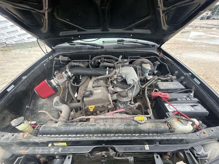 2002-toyota-tacoma-image-7