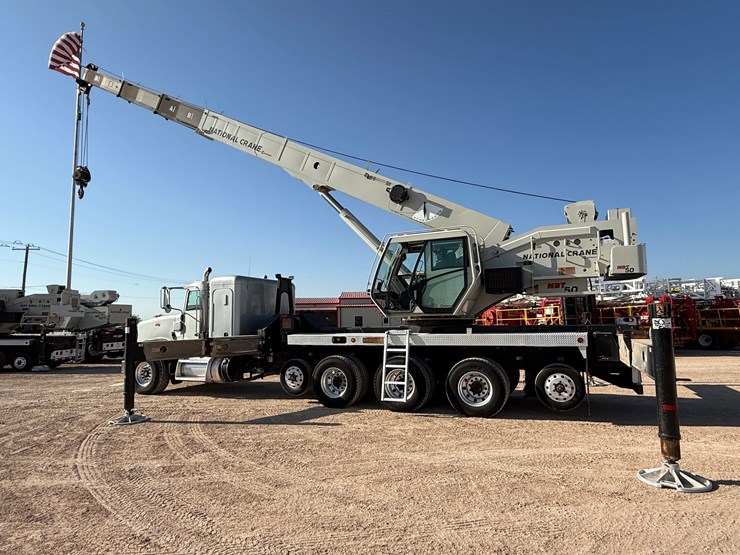 2015-peterbilt-367-image-29