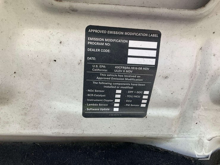 2013-mercedes-benz-sprinter-2500-image-9