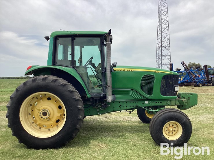2005-john-deere-7220-image-4