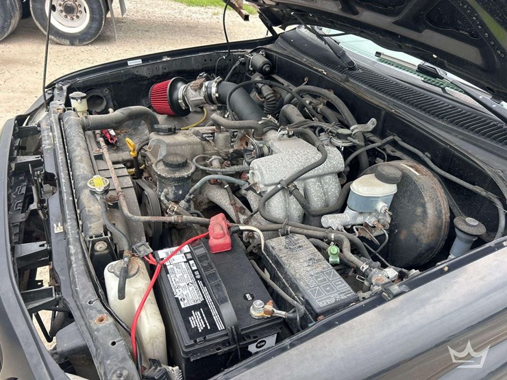 2002-toyota-tacoma-image-8