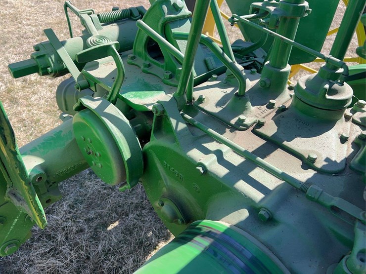 john-deere-model-b-image-29