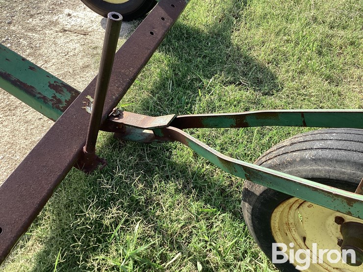 john-deere-670-image-11