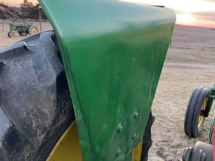 john-deere-720-image-52