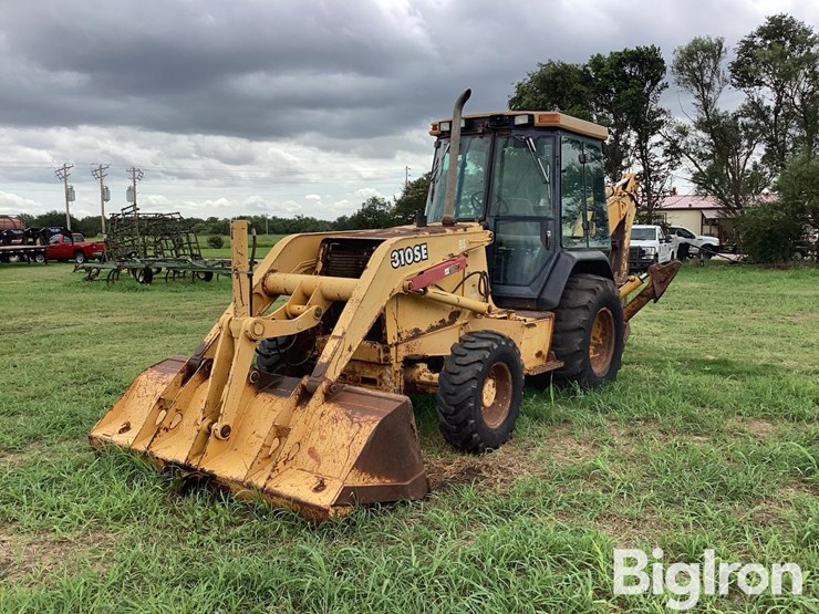 2000-deere-310se-image-1