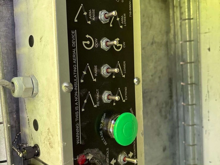 2017-altec-at235-image-18