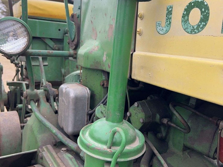 john-deere-720-image-26