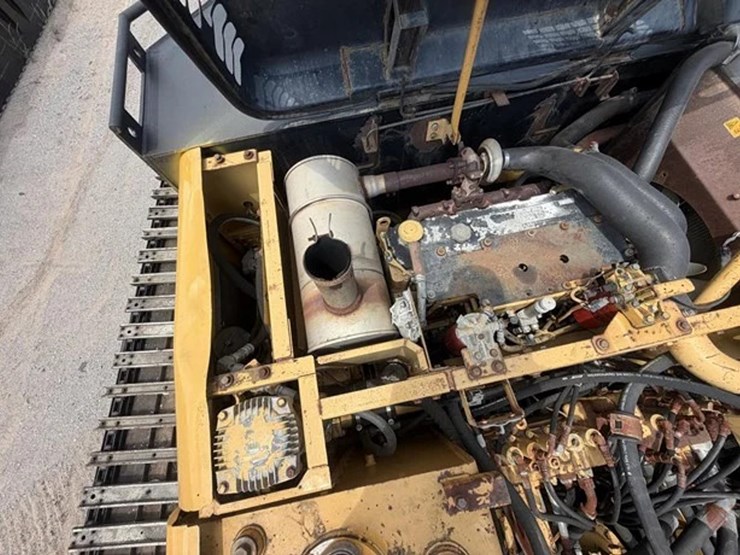 2009-caterpillar-320dl-image-32
