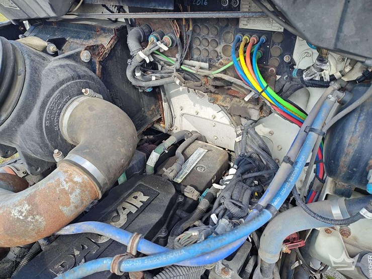 2016-kenworth-t370-image-11