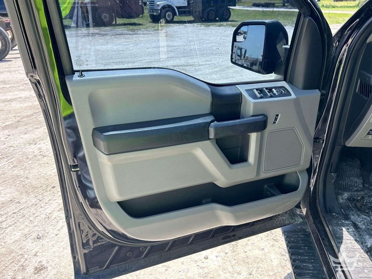 2018-ford-f150-image-14