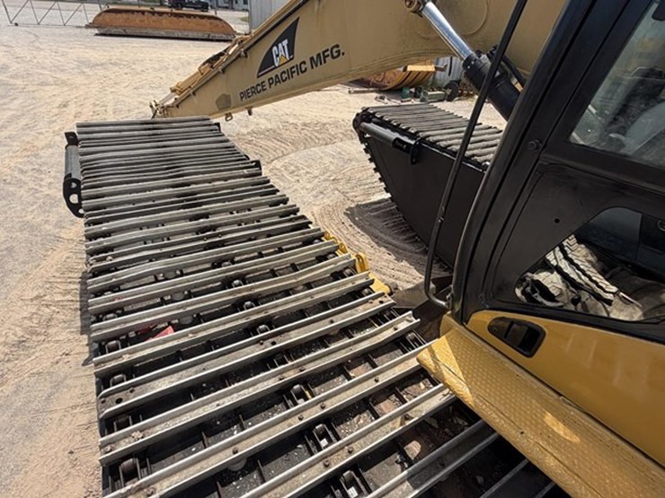 2009-caterpillar-320dl-image-61