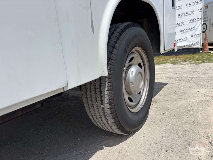 2012-ford-f250-image-25