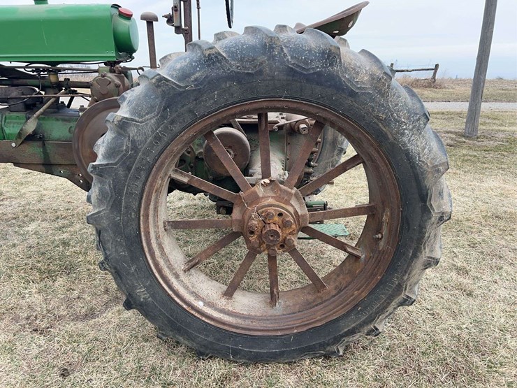 john-deere-model-a-image-40