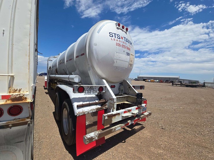 2000-tlmm-tanker-trailer-image-4