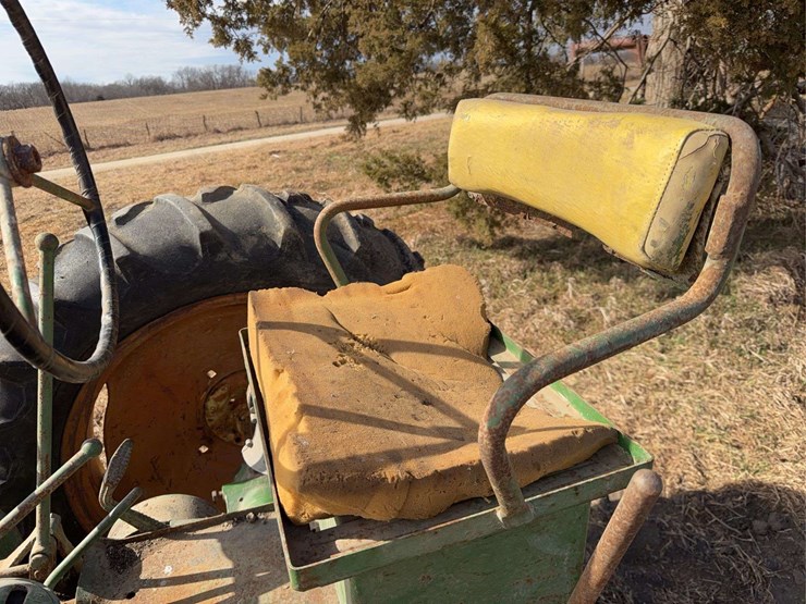 john-deere-a-image-35