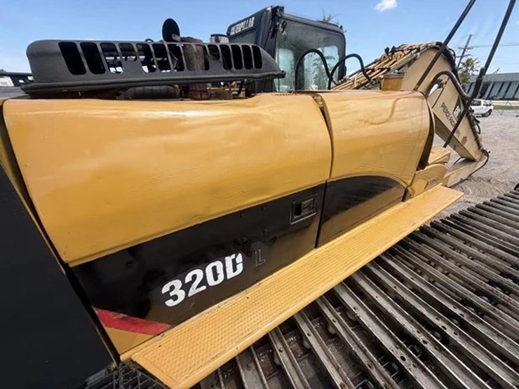 2009-caterpillar-320dl-image-42