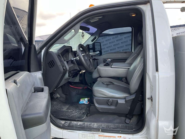 2012-ford-f450-image-11