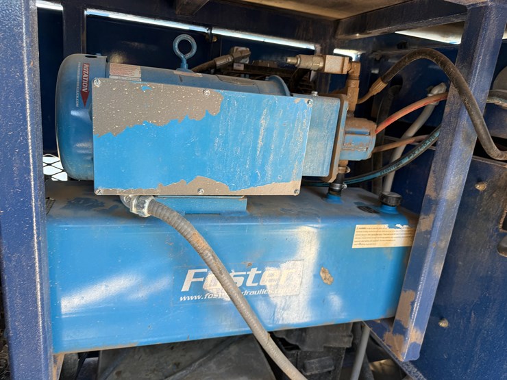 self-contained-20k-wp-grease-injection-unit-combo-p/b-8.4-kw-isuzu-diesel-generator-image-5