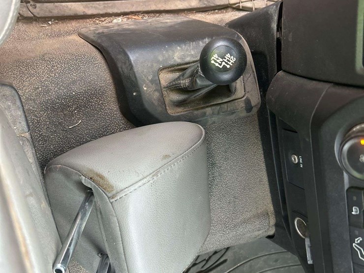 2017-ford-f550-image-19