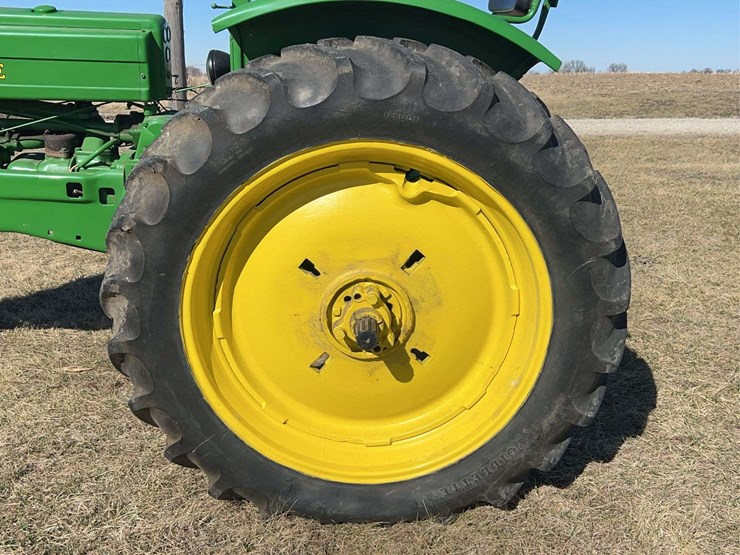 john-deere-model-b-image-53