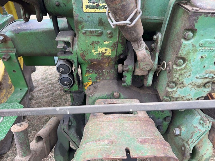john-deere-720-image-46
