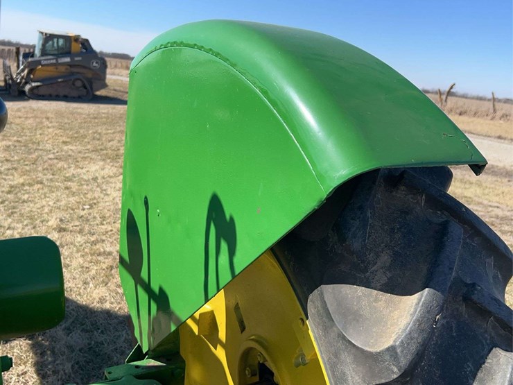 john-deere-model-b-image-36