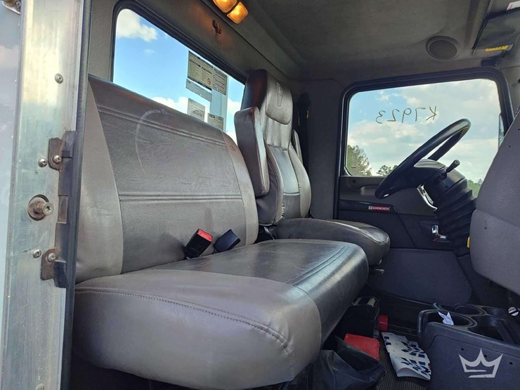 2016-kenworth-t370-image-53