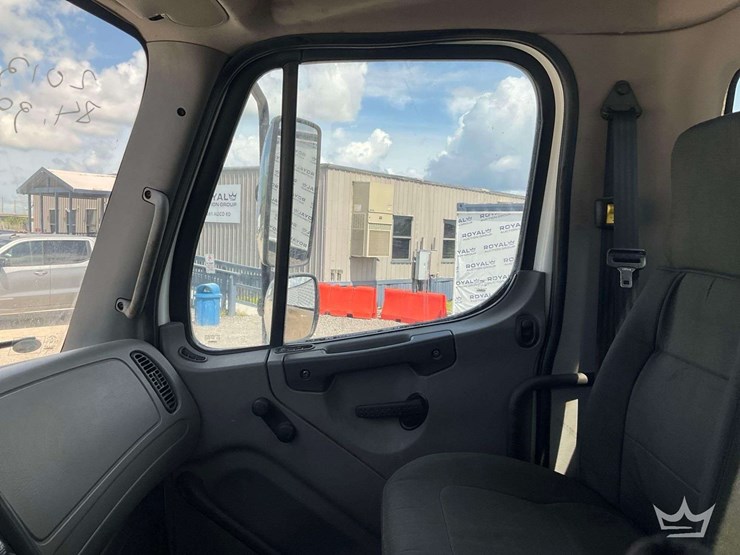 2013-freightliner-m2-112-t/a-wet-kit-day-cab-truck-tractor-image-15